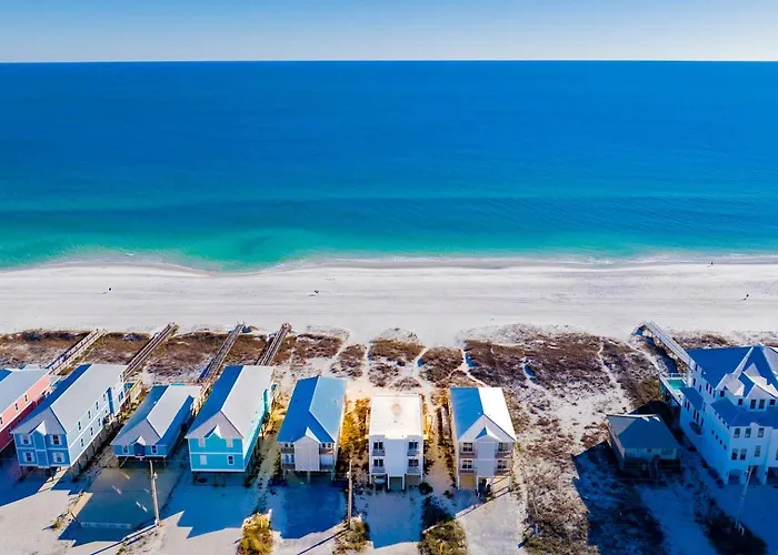 Holiday home Dolphin View Duplex A Beachfront Pet Friendly
